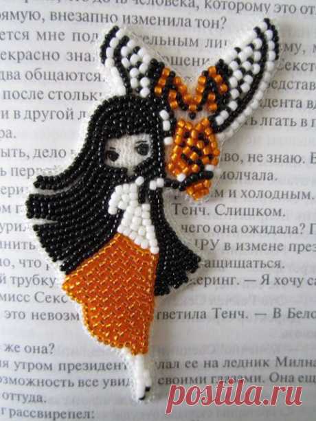 Броши. Вышивка бисером