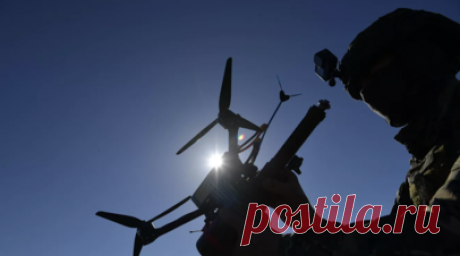 Российские войска FPV-дроном уничтожили ЗРК ВСУ APKWS-II в Николаевской области. Российские войска с помощью FPV-дрона уничтожили пусковую установку ЗРК ВСУ APKWS-II в районе населённого пункта Очаков Николаевской области, сообщает Минобороны России. Читать далее