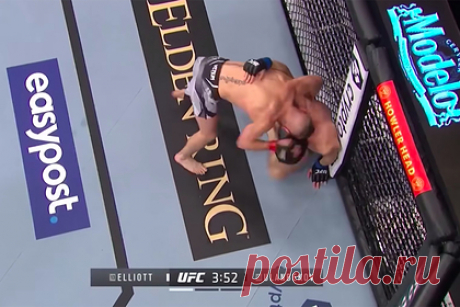 В сети появились лучшие моменты UFC 272. В сети появилось видео лучших моментов турнира Абсолютного бойцовского чемпионата (UFC), который прошел в ночь на 6 марта в Лас-Вегасе. В главном поединке ивента сошлись американцы Хорхе Масвидаль и Колби Ковингтон. Последний добился победы единогласным решением судей.