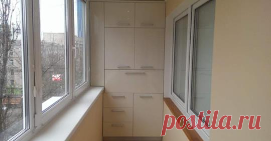 (11) Facebook