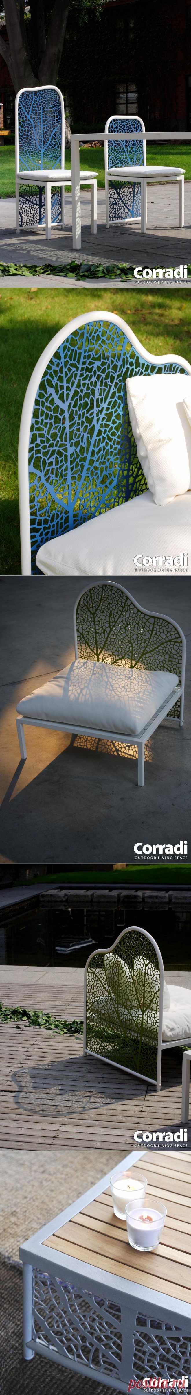 «Листья» (Fogila) — так называется  коллекция, состоящая из 9 предметов для приятного времяпрепровождения на свежем воздухе. Романтичный, элегантный и в то же время креативный итальянский дизайн сделает вашу террасу местом, которое не только расслабляет, но и вдохновляет.