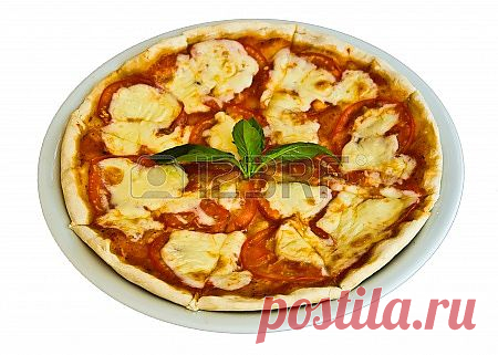 Pizza Margarita Фотография, картинки, изображения и сток-фотография без роялти. Image 24915936.