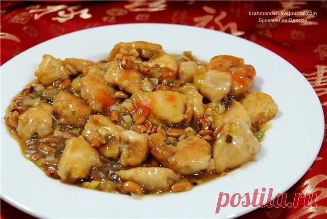Куриное филе с арахисом.