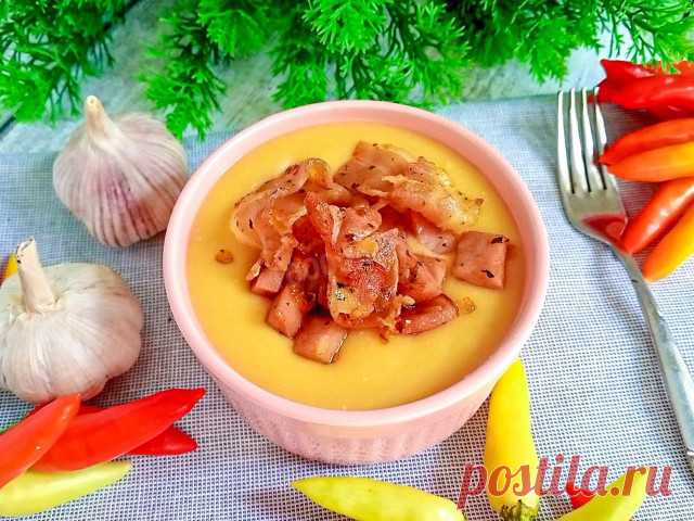 Гороховое пюре с копченостями рецепт с фото пошагово. Горох замочить на 3-5 часов + варить 40-60 мин. Возможно менять состав и порции. Время приготовления: 6 ч 20 мин - 1000.menu