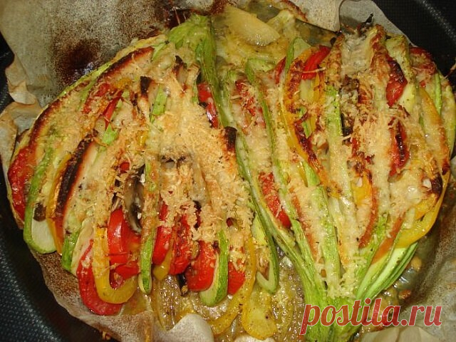 Молодые кабачки
Рецепты приготовления:
http://www.russianfood.com/recipes/bytype/?fid=1048