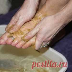 НАТРИТЕ НОГИ ЭТИМ СРЕДСТВОМ И ПОПРОЩАЙТЕСЬ С ВАРИКОЗНЫМ РАСШИРЕНИЕМ ВЕН, МОЗОЛЯМИ И ПОТРЕСКАВШИМИСЯ ПЯТКАМИ! - МирТесен