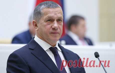 Трутнев поручил разработать дополнительные меры поддержки судостроения. Минпромторг РФ проработает вопрос о поддержке отечественного судостроения и установит предельные сроки эксплуатации рыбопромысловых судов