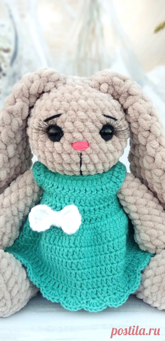 PDF Зайка Миления крючком. FREE crochet pattern; Аmigurumi animal patterns. Амигуруми схемы и описания на русском. Вязаные игрушки и поделки своими руками #amimore - зайка из плюшевой пряжи, плюшевый заяц в платье, зайчик, кролик, зайчонок, крольчонок.