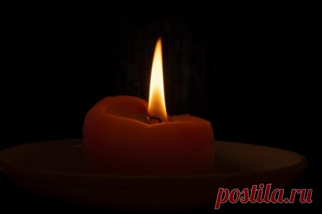 Лауреат 48 премий «Эмми» Арнольд Диас скончался в США. Известный телеведущий и актер ушел из жизни в 74 года.