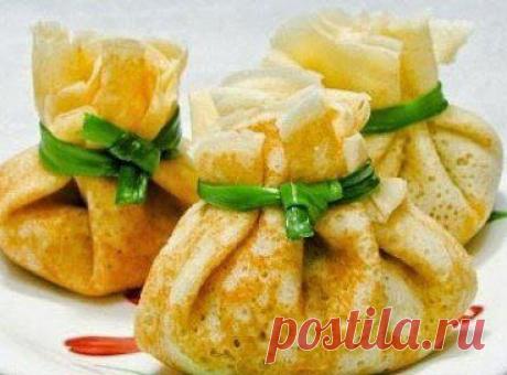 Блинные мешочки с курицей.Безумно вкуснo!! Быстро, легко и ОЧЕНЬ вкусно! Рецепт совсем простой. !! Более подробно о рецепте можете узнать в источникe: шеф-повар Одноклассники, по ссылке fastppc.net/d0bad Рекомендуем посмотреть!!! Приятного аппетитa