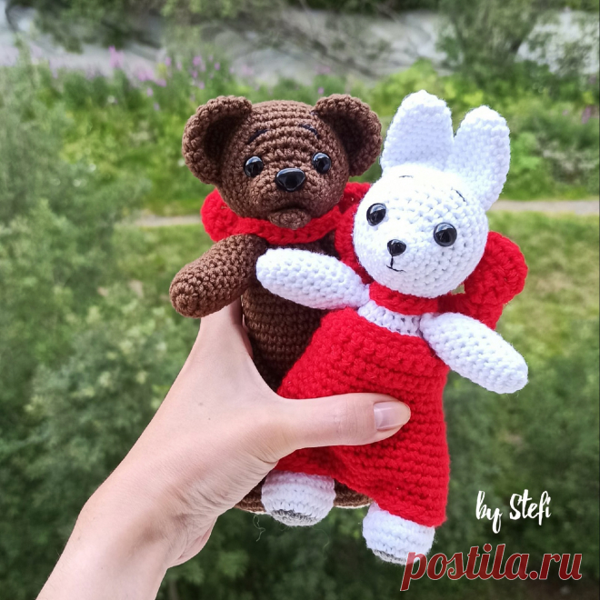 PDF Зайчик крючком. FREE crochet pattern; Аmigurumi animal patterns. Амигуруми схемы и описания на русском. Вязаные игрушки и поделки своими руками #amimore - заяц, Зайчик из мультфильма "Когда зажигаются ёлки", кролик, зайчонок, зайка, крольчонок.