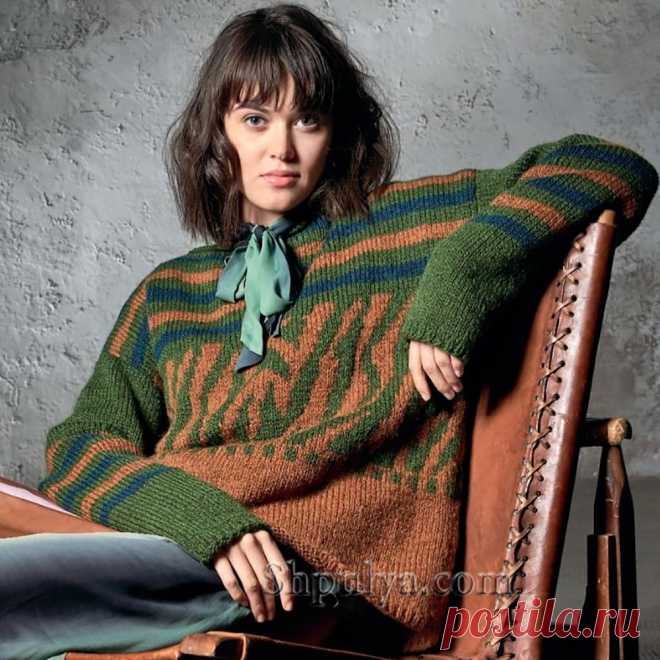 Пуловер с жаккардовым узором под «зебру».
Размеры: 38/40 (42/44) 46/48.