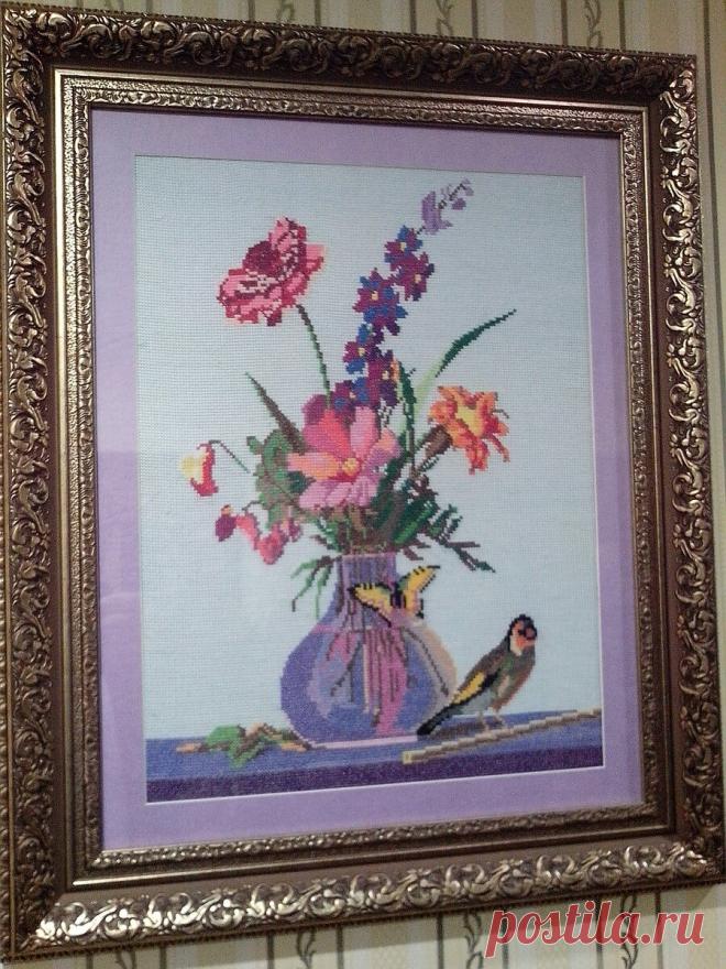 История вышитой картины Букет цветов, бабочка и птица | Vlad Zhig | Яндекс Дзен
