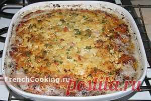 Гратен из измельченного картофеля с беконом, яйцами и луком (RAPEE MORV ANDELLE).