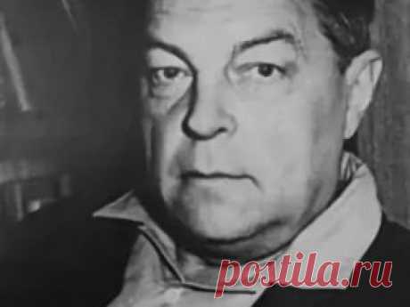 Иван Ефремов. История великого провидца 











Примеров писателей-фантастов, которые оставили свой след и в науке, немало. Это биохимик Айзек Азимов, изобретатель Артур Кларк, философ Станислав Лем, географ Жюль Верн. Да что там говори…