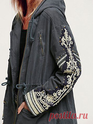 Найдено на сайте freepeople.com.