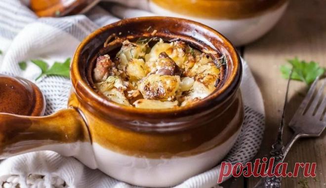Мясо в горшочках с картошкой в духовке - самые вкусные рецепты На этот раз хочу рассказать, как я готовлю мясо в горшочках с картошкой в духовке. Я испробовала много разных вариантов, пока искала