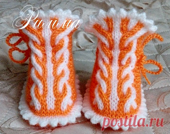 Пинетки для принцессы с двухцветной косой.