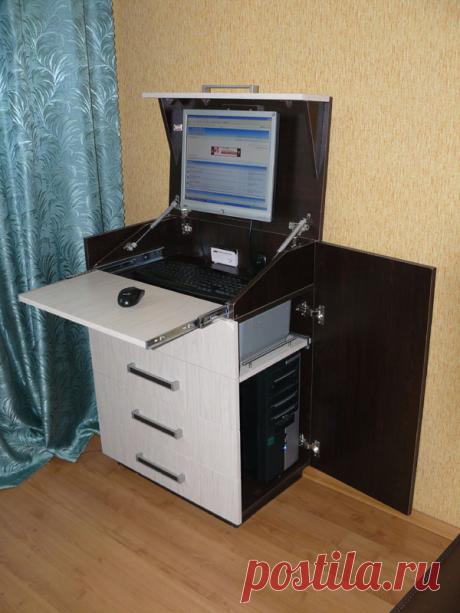 Компьютерный стол от Романа Кузьмина