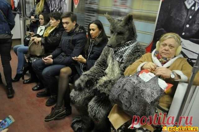 Чудаки в метро - Нет скуки.ру. Юмор, приколы, смешные картинки и разные интересности..