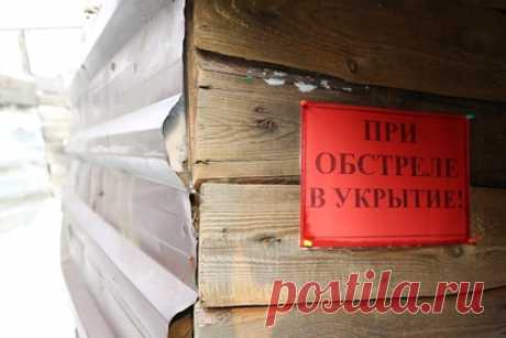 В Донбасс прибыли добровольцы из Крыма. Передовая группа добровольцев из Крыма прибыла в Донбасс для оказания помощи жителям Донецкой и Луганской народных республик, заявил координатор комитета «Россия — Донбасс» Андрей Козенко. По его словам, волонтеры уже находятся в самопровозглашенных республиках и «содействуют защите их права на самоопределение».