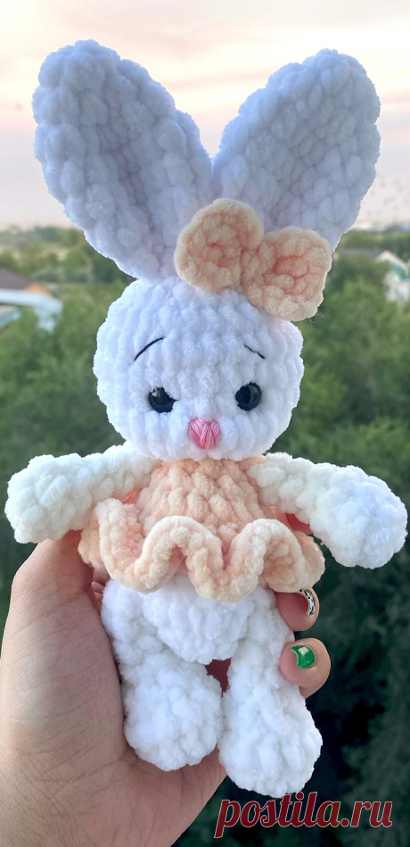 PDF Зайка крючком. FREE crochet pattern; Аmigurumi animal patterns. Амигуруми схемы и описания на русском. Вязаные игрушки и поделки своими руками #amimore - зайка из плюшевой пряжи, плюшевый заяц, зайчик, кролик, зайчонок, крольчонок.