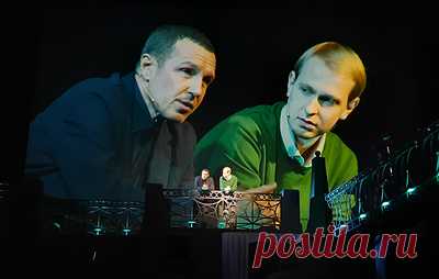В МХТ им. Чехова состоялась премьера спектакля "Маскарад с закрытыми глазами". Спектакль поставлен по мотивам пьесы Михаила Лермонтова "Маскарад" и повести Артура Шницлера "Новелла о снах"