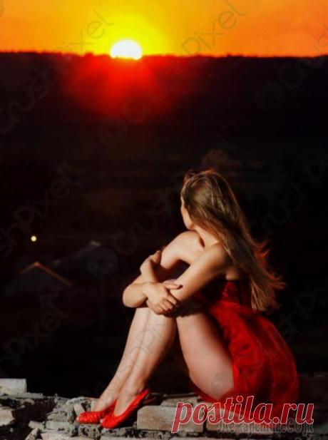 Лепестками прилетят Ветер флейтою играетС каждой веточкой. Шальной...С лаской он перебираетПочки нежные весной.А в весеннем тёплом зове,Как всегда, и год назад,Распуститься вновь готовы -И цветочки, и весь сад.И в душе ц...