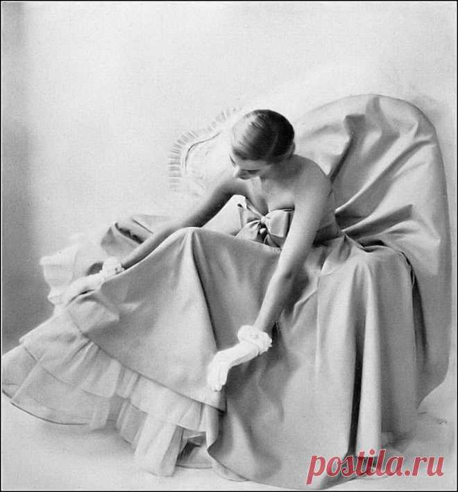 Model  photo by Kay Bell, Harper's Bazaar, May 1948