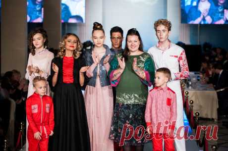 Показ Fashion Book by Alena Stepina на Estet Fashion Week . Милая Я