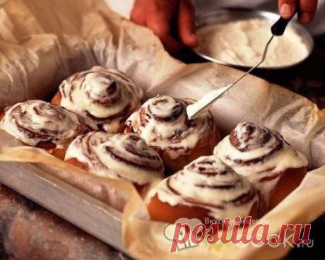 БУЛОЧКИ С МАЛИНОЙ И КОРИЦЕЙ