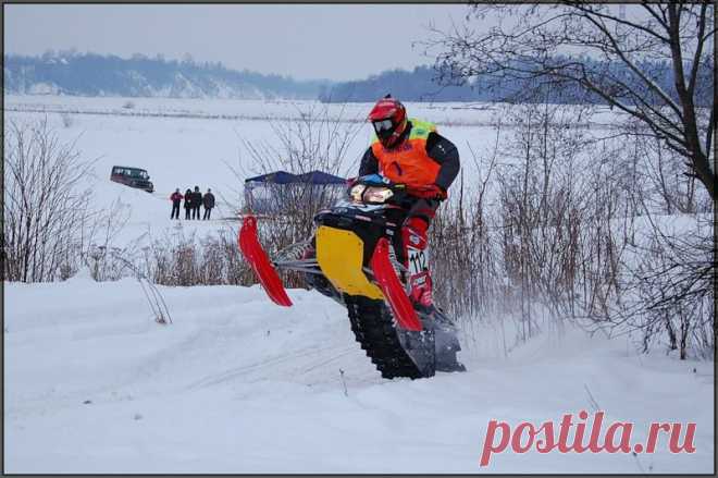 So hold annual Festival Winter fun in Ugliche.Sostoyalsya IV Sports festival.Kantri cross.