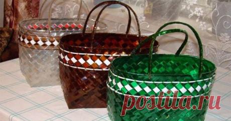 Когда узнала, как делается такая корзинка, была удивлена, что всё так просто! 
 Даже я справилась за один вечер, а у меня опыта в плетении нет никакого.