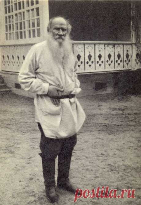 Пользователь Svetlana Antonova сохранил этот пин на доску «Russian people. in past and present (known)» 
Лев Толстой-Count Leo Tolstoy  |  Pinterest