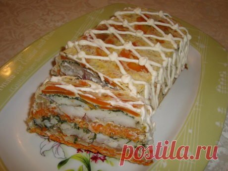 РЫБНЫЙ ТОРТ-ЗАПЕКАНКА !! **Слоями в смаз/форму: 1)морковь -кружки на дно, 2)филе Тилапии 2шт -полоски 3см, соль, перец, желатин 1чл -замачивать не надо! 3)лук 1шт -кубик, зелень, 4)морковь 2шт -тёрка; повтори: 2-й по 4-й, всё уплотни. *Заливка: яйцо 2шт, молоко 250мл, соль, перец. *Залить -стоит 15мин. *В духовку: на 40-60мин. *Остуди в форме. *Подача: на блюдо, и декорируй!