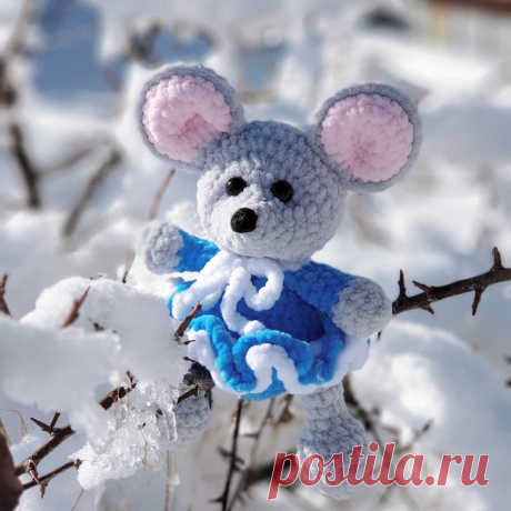 PDF Мышка Мия крючком. FREE crochet pattern; Аmigurumi doll patterns. Амигуруми схемы и описания на русском. Вязаные игрушки и поделки своими руками #amimore - Мышь, плюшевая мышка, мышонок, крыса, rat rata, rato, ratte, szczur, szczur, mouse, ratón, maus souris, mysz myši. Amigurumi doll pattern free; amigurumi patterns; amigurumi crochet; amigurumi crochet patterns; amigurumi patterns free; amigurumi today.