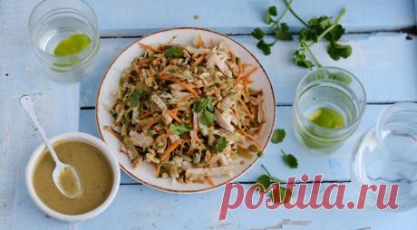 Салат из курицы с овощами и арахисовой заправкой, пошаговый рецепт с фото