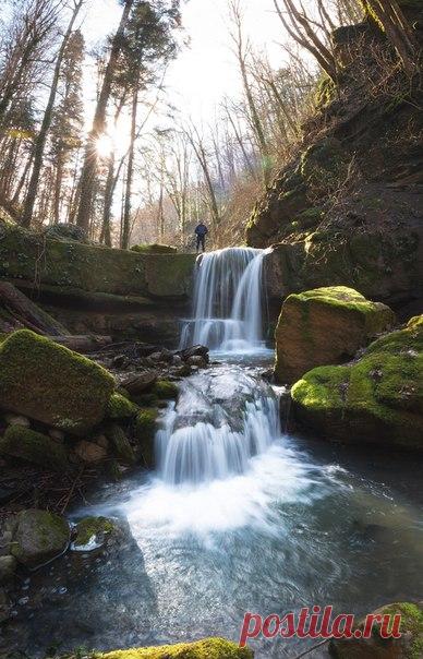 Малый Каверзинский водопад. Горячий Ключ, Краснодарский край. Автор фото – Кирилл Киселев: nat-geo.ru/photo/user/341031/