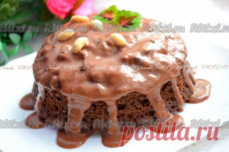 Простые и вкусные рецепты для микроволновки - 126 рецептов с фото Микроволновую печь дома многие всего лишь используют для разогрева пищи. Но можно с помощью микроволн приготовить отличные быстрые рецепты, от простых, таких как кексы в чашке за пять минут, до достаточно сложных тортов и блюд из мяса. В этом разделе мы собрали лучшие рецепты различных блюд для микроволновой печи, здесь можно найти рецепты выпечки, закусок, десертов и т.д. Выбирайте и готовьте!