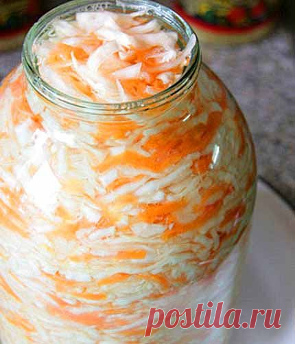 Квашеная капуста с яблоками, вкусная и хрустящая