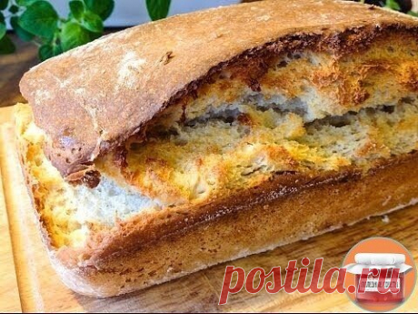 Домашний хлеб на кефире
Испеките хлебушек на кефире. У него такая вкусная хрустящая корочка и пушистая и нежная мякушка…ммм…
Ингредиенты:
150 мл воды,
350 мл кефира,
900 гр муки,
20 гр свежих дрожжей,
1 столовая ложка сахара,
1 чайная ложка соли.
1. Растворите в теплой воде (40 градусов С) дрожжи, сахар, соль. Всыпьте с пол стакана муки и перемешайте,
опара должна быть по консистенции как сметана. Накройте и дайте ей постоять 10-15 минут, пока не увеличится в объеме.
2. Затем влейте в опару