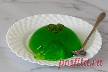 Рецепты с мятой на OneTable — вкусные десерты и напитки с фото