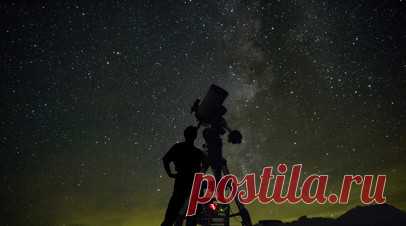 Астроном Денисенко предупредил о вспышке активности метеорного потока 2 декабря. Российский астроном, первооткрыватель более 200 переменных звёзд и 20 сверхновых Денис Денисенко рассказал в беседе с RT, что вечером в субботу, 2 декабря, ожидается вспышка активности метеорного потока Андромедиды в созвездии Андромеды. Читать далее