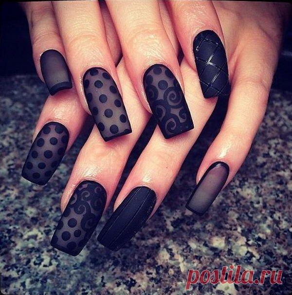 20 Fashionable Lace Nail Art Designs