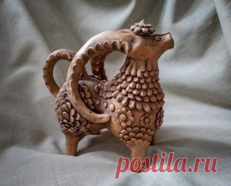 Ceramics в Instagram: «Не віриться, але це глечик! Ще в давнину для вина на стіл ставили глеки у вигляді тварин баранчик символізував багацтво. Через кришку в…» 3 отметок «Нравится», 1 комментариев — Ceramics (@_ioanna_pottery_ua_) в Instagram: «Не віриться, але це глечик! Ще в давнину для вина на стіл ставили глеки у вигляді тварин баранчик…»