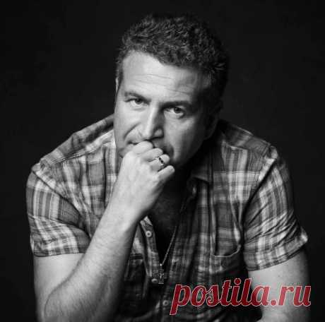 Леонид Агутин о вечных ценностях + грустная песня к Новому году