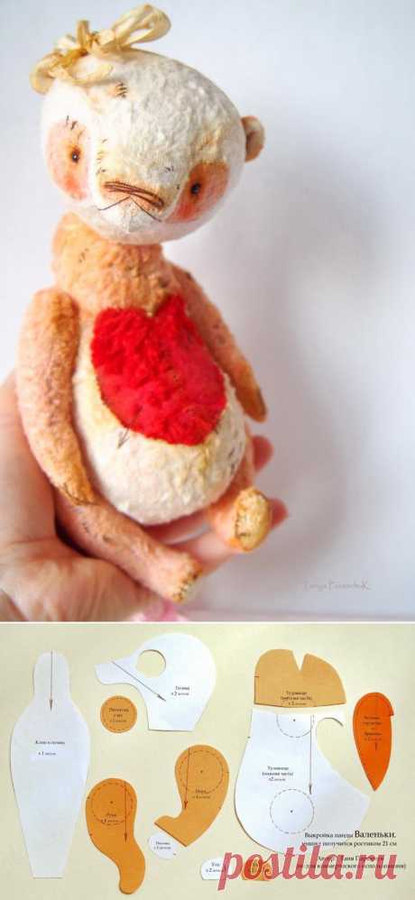 Выкройка панды Валеньки от Татьяны Паранчук #toy #teddy #template | игрушки | Шаблоны, Медведи и Сердце