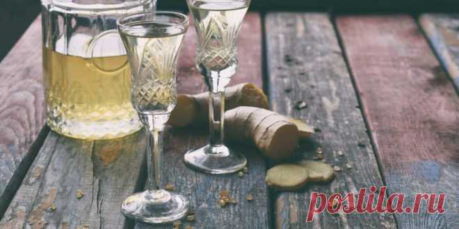 Имбирный ликёр в домашних условиях: рецепт - Лайфхакер Приготовьте имбирный ликёр с апельсиновой цедрой в домашних условиях по этому рецепту. Можно сделать его на водке, виски или коньяке.