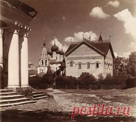 22 С. М. Прокудин-Горский. Дворец Царевича Димитрия в Угличе. 1910 год.jpg  Дворцы, усадьбы, фото 215 из 494  -  
Добавлено 30.06.2015  |  Яндекс.Фотки