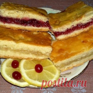 Универсальный рецепт для вкусного лимонного и клюквенного пирога с оригинальным и незабываемым вкусом